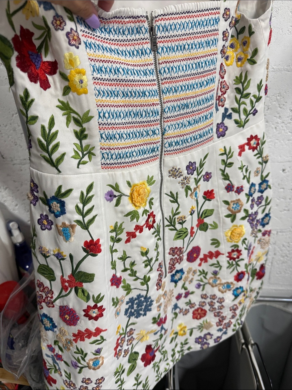 Alice & Olivia Lindsey Floral Embroidered Structured Mini Dress Size 14 - Picture 4 of 5